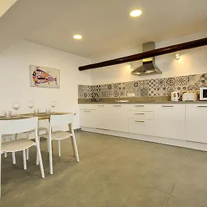 casa-oceano-sea-view-lanzarote.in-canary-islands.com/