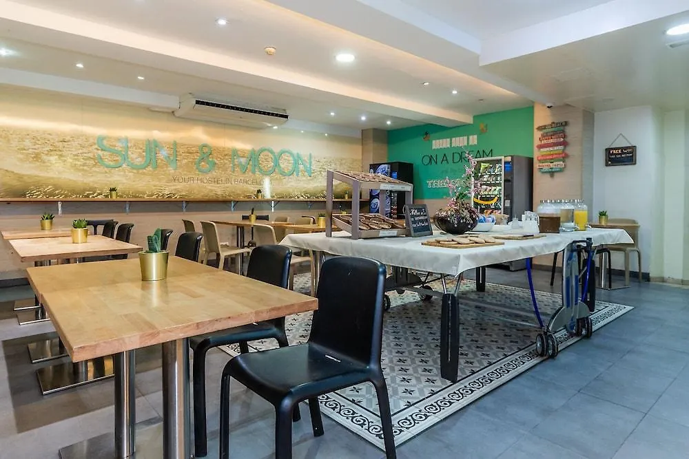 Sun & Moon Hostel Barcelona Spain