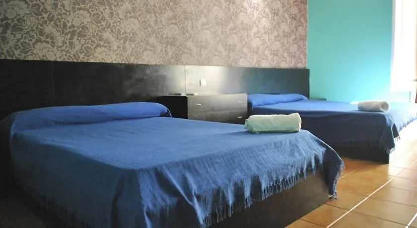 Sun & Moon Hostel Barcelona